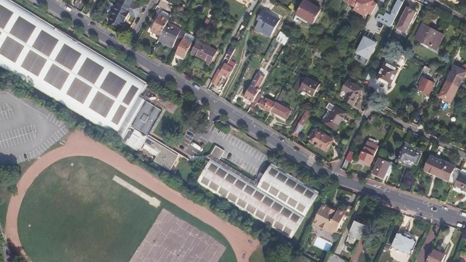 Vue aérienne du secteur de La Châtaigneraie Tennis & Padel, à Rueil-Malmaison